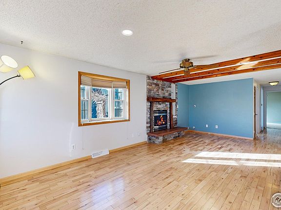 3rd image of 1009 Jennifer Dr