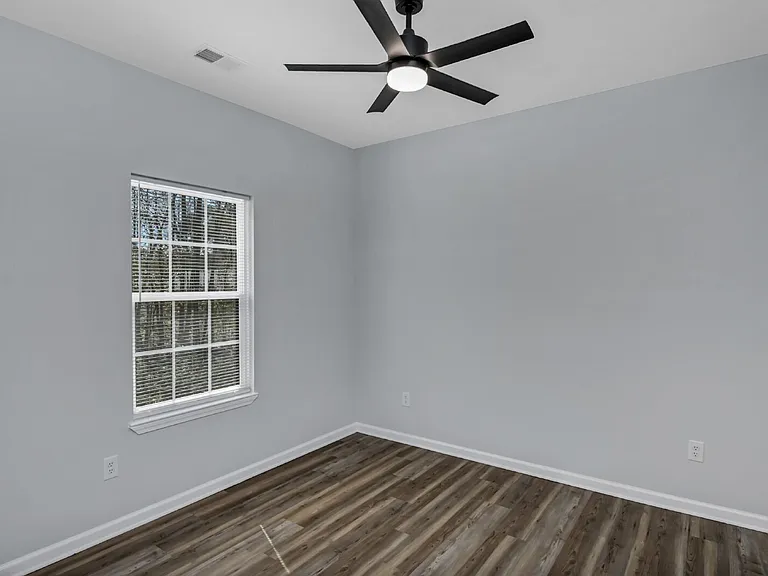 32 Roberson St — Photo 18