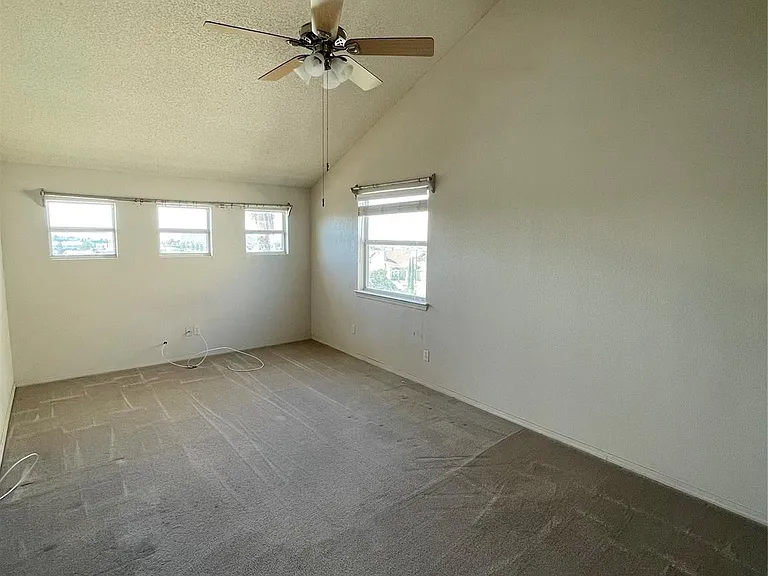 7312 Camino Del Sol — Photo 10