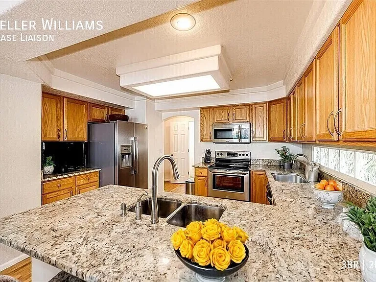 1237 Laurenwood Way — Photo 7