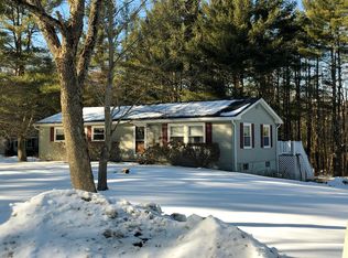 210 George St, Lee, MA 01238