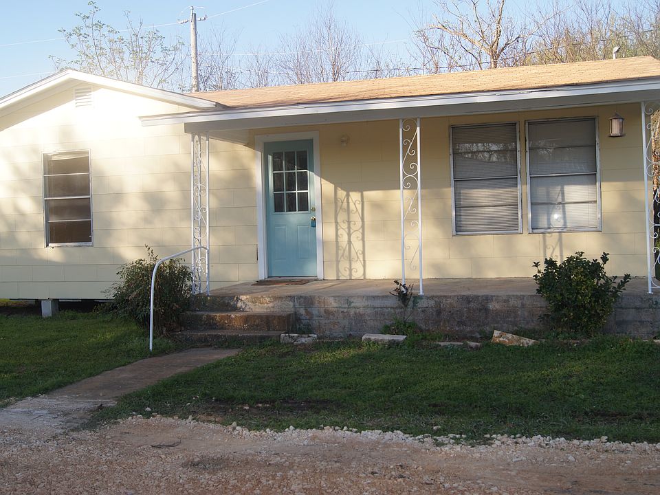 1st image of 217 Cherry Dr