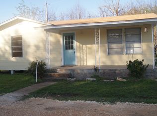 217 Cherry Dr, Lexington, TX 78947