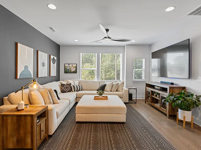 6020 Irwins Branch Dr — Photo 11