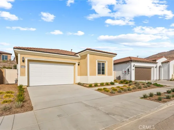 11944 Shadeland Dr, Corona, CA 92883