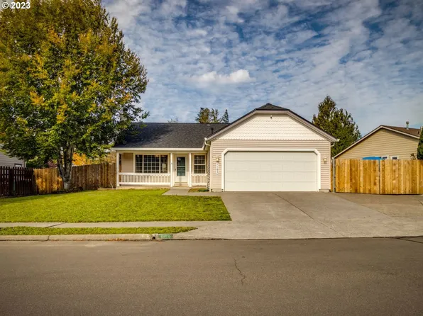 1103 SE Althaus Dr, Troutdale, OR 97060