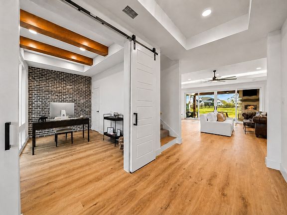5th image of 3417 Dovehill Dr