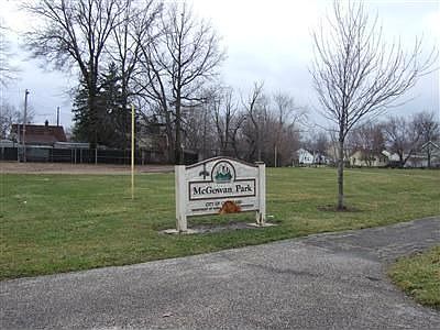 4th image of 12022 Erwin Ave