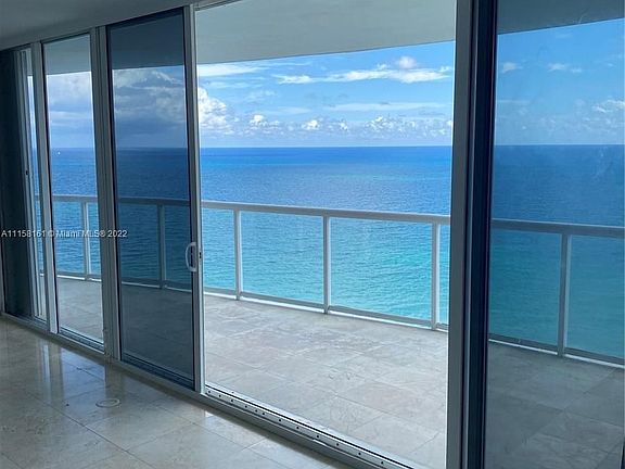 3rd image of 18671 Collins Ave APT 1901