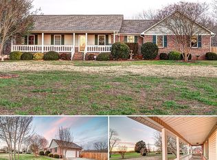 395 Luke Hicks Rd, Hazel Green, AL 35750
