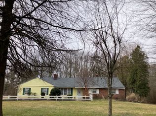 55 Thosmor Rd, Bedminster, NJ 07921