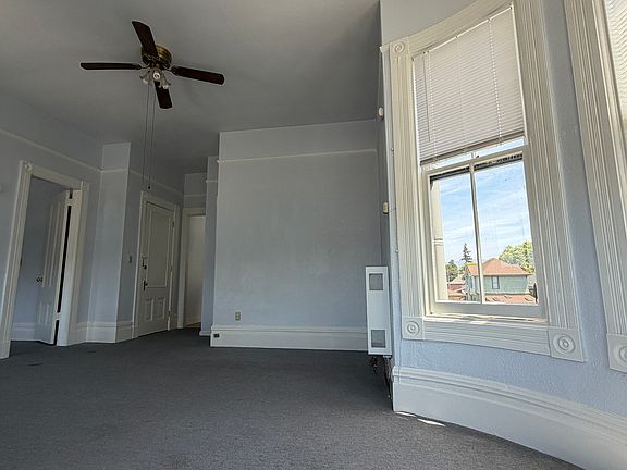 4th image of 2017 San Antonio Ave #4