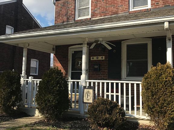 Covered porch out-front