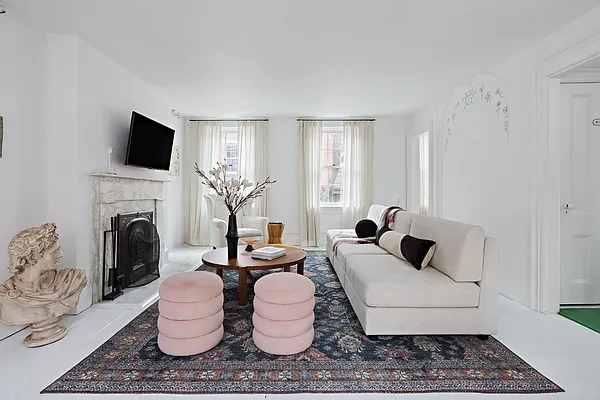Sold by Compass | media 5