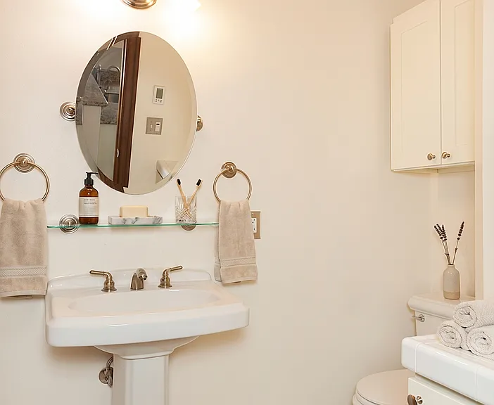 Alchemy Apartments - Located at the top of Phinney Ridge — Photo 9