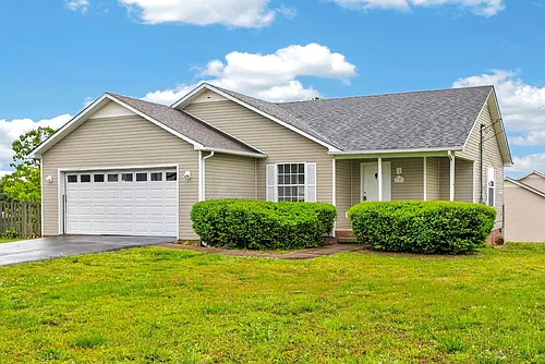 1700 Jamie Dr Photo 1