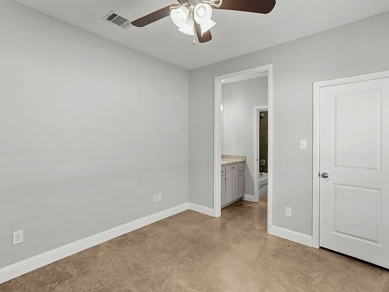 2806 Gordon Ave — Photo 14