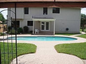 5th image of 1402 Charolais Dr