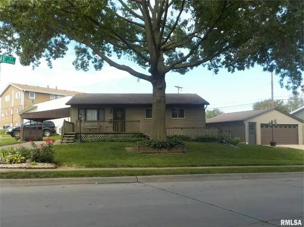 2706 N Pine St, Davenport, IA 52804