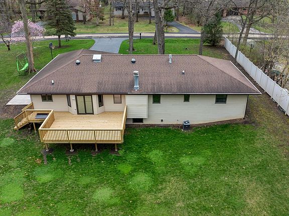 2nd image of 5816 N Fair Oaks Dr