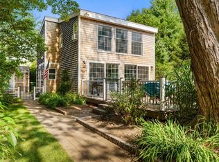 77 Chalker Beach Rd, Old Saybrook, CT 06475