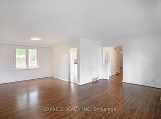 16 Donewen Ct, Toronto, ON M4A 1P8