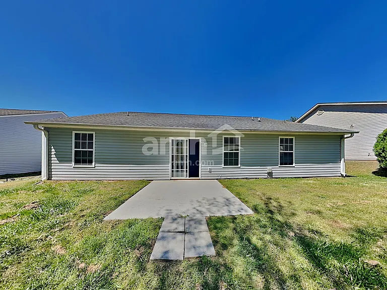 3 Kavanagh Ct — Photo 17