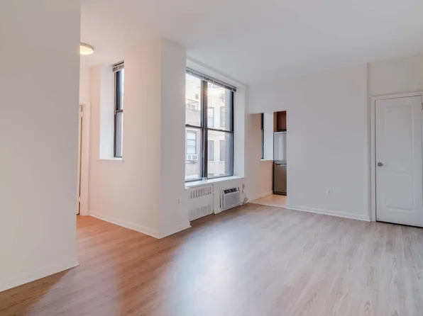 50 West 77th Street image 11 of 31