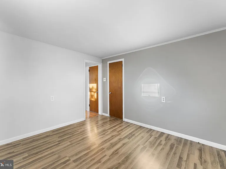 225 Pershing Ave #A — Photo 16