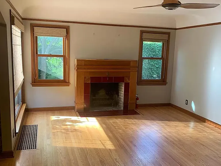 6029 NE 26th Ave — Photo 2