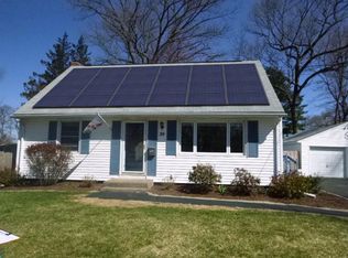 39 Play Rd, Enfield, CT 06082