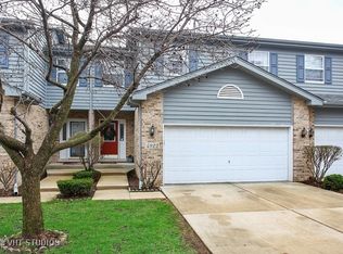 4922 Riedy Pl, Lisle, IL 60532