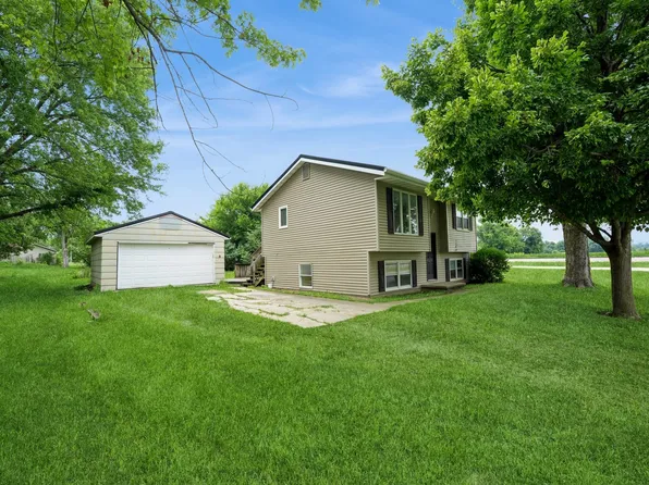 506 Reuel Ave, Kellogg, IA 50135