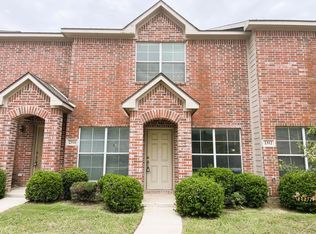 2316 Calendar Ct, Grand Prairie, TX 75050