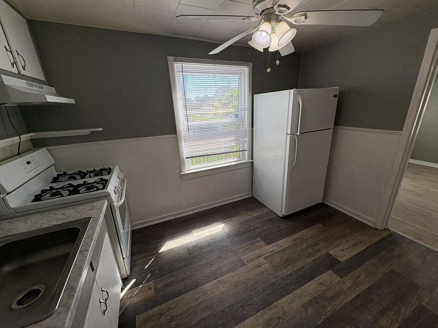 2 bed, $1,450 — Photo 3