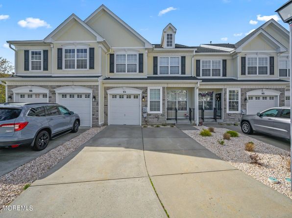 94 Brookfield Dr