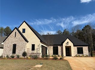 2050 Arrowhead Ave, Opelika, AL 36801