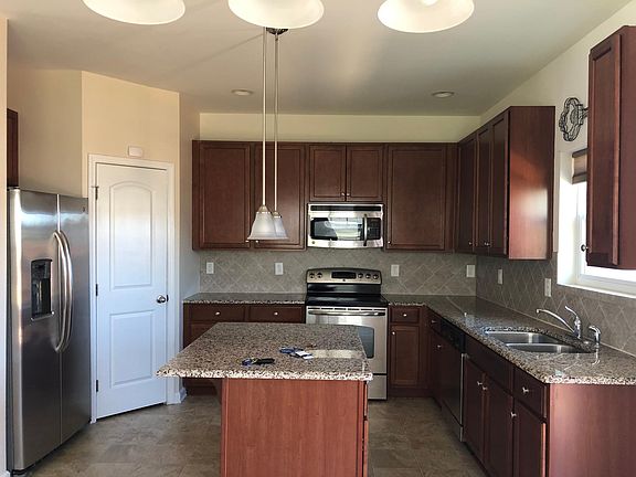 4th image of 1304 Cozart St Unit 217