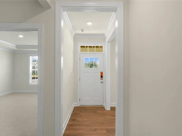113 Harbor Hill Blvd, Jamestown, NC 27282