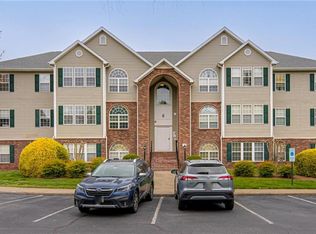 912 Scholastic Ct, Winston Salem, NC 27106