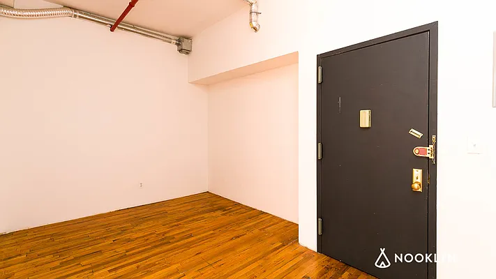 Rented by Nooklyn NYC LLC | media 27