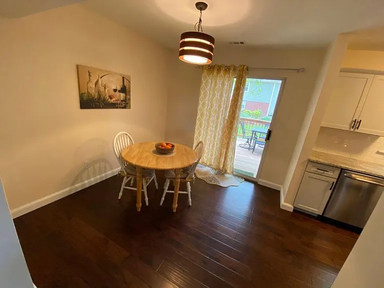 8848 Eager Rd — Photo 9