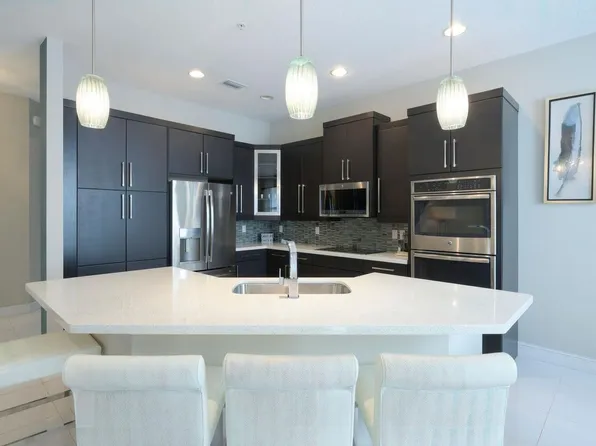 1932 Juno Landing Ln, North Palm Beach, FL 33408