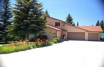 3rd image of 3324 Cedar Ln