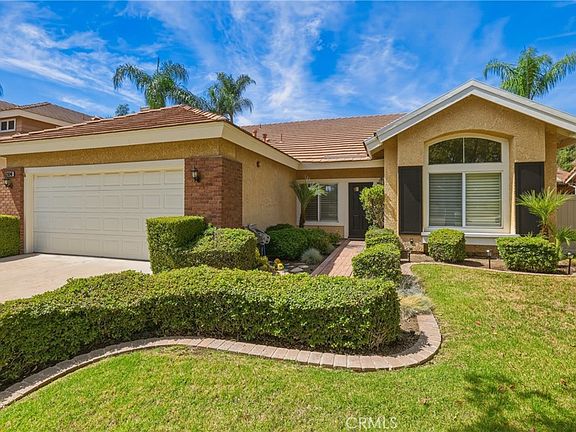 2nd image of 28346 Saffron Ave
