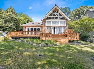 1721 Grandview Rd, Pasadena, MD 21122