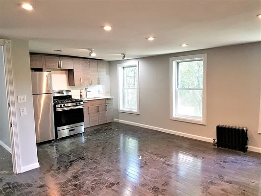 Rented by The Hamilton Group | media 14