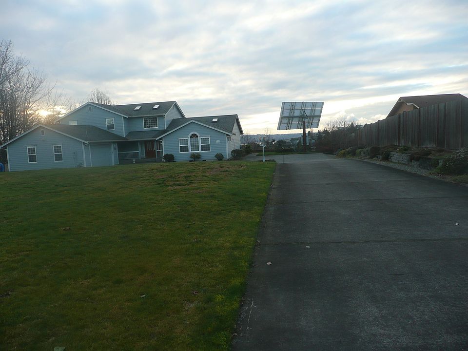 1st image of 2928 44th Ave NE