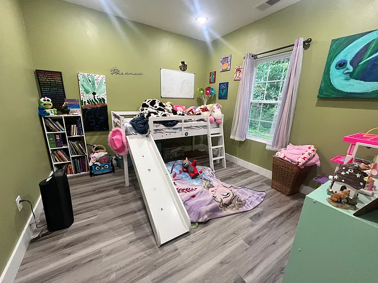 524 Asbury Dr — Photo 11