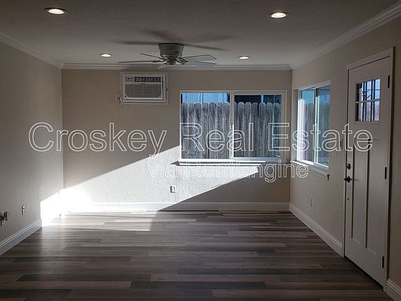 3rd image of 72 Amelia Way